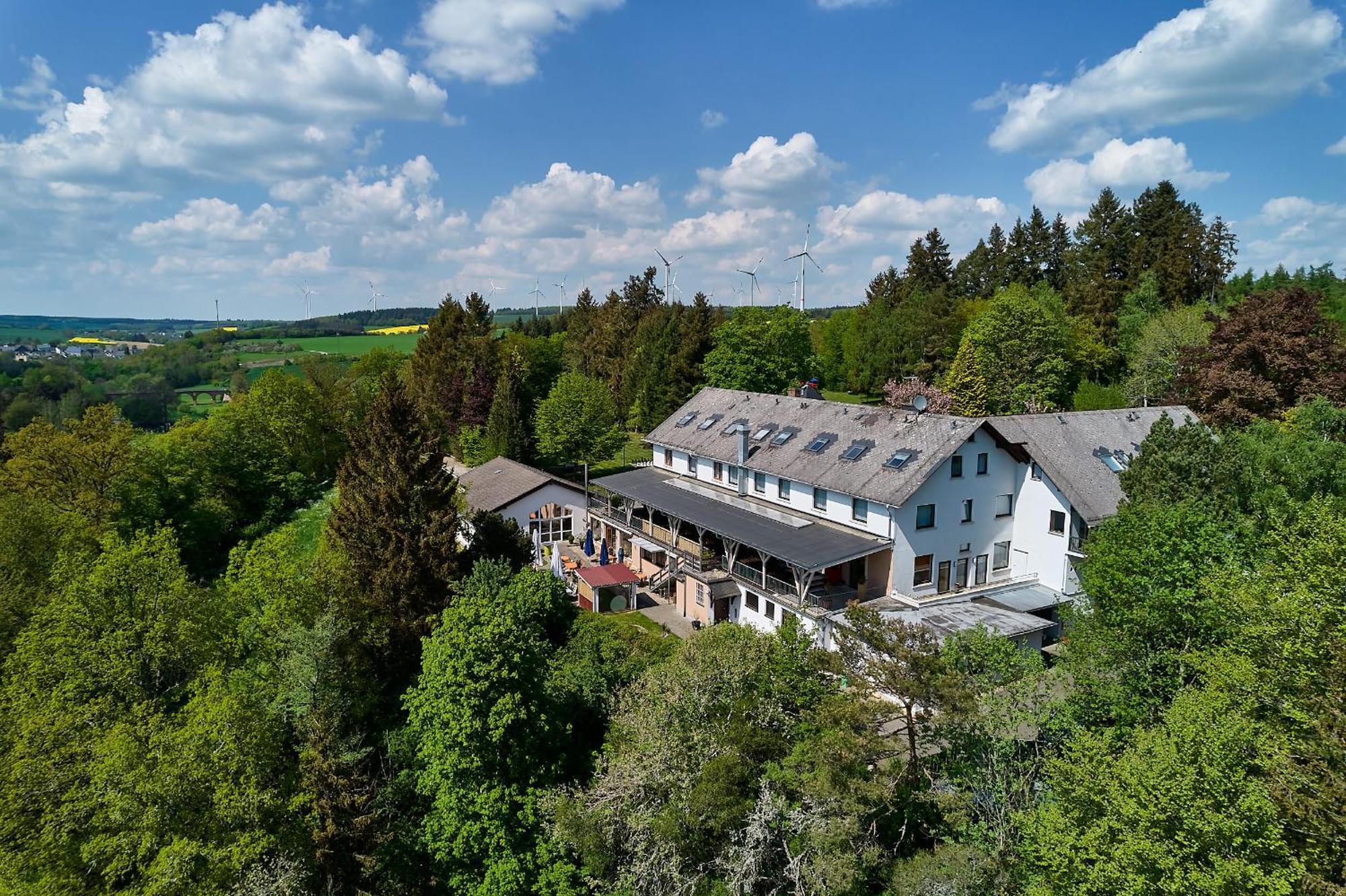 Landhotel Karrenberg Kirchberg an der Jagst Exterior foto
